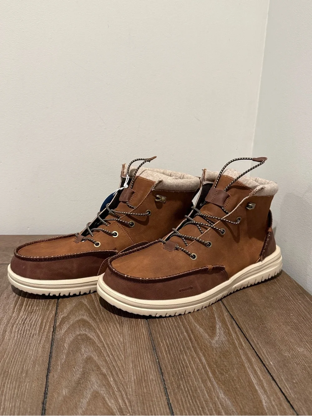 NWT Hey Dude Boots Mens Size 14 Bradley Classic Tumbled Chukka Cognac 44327-2JZ